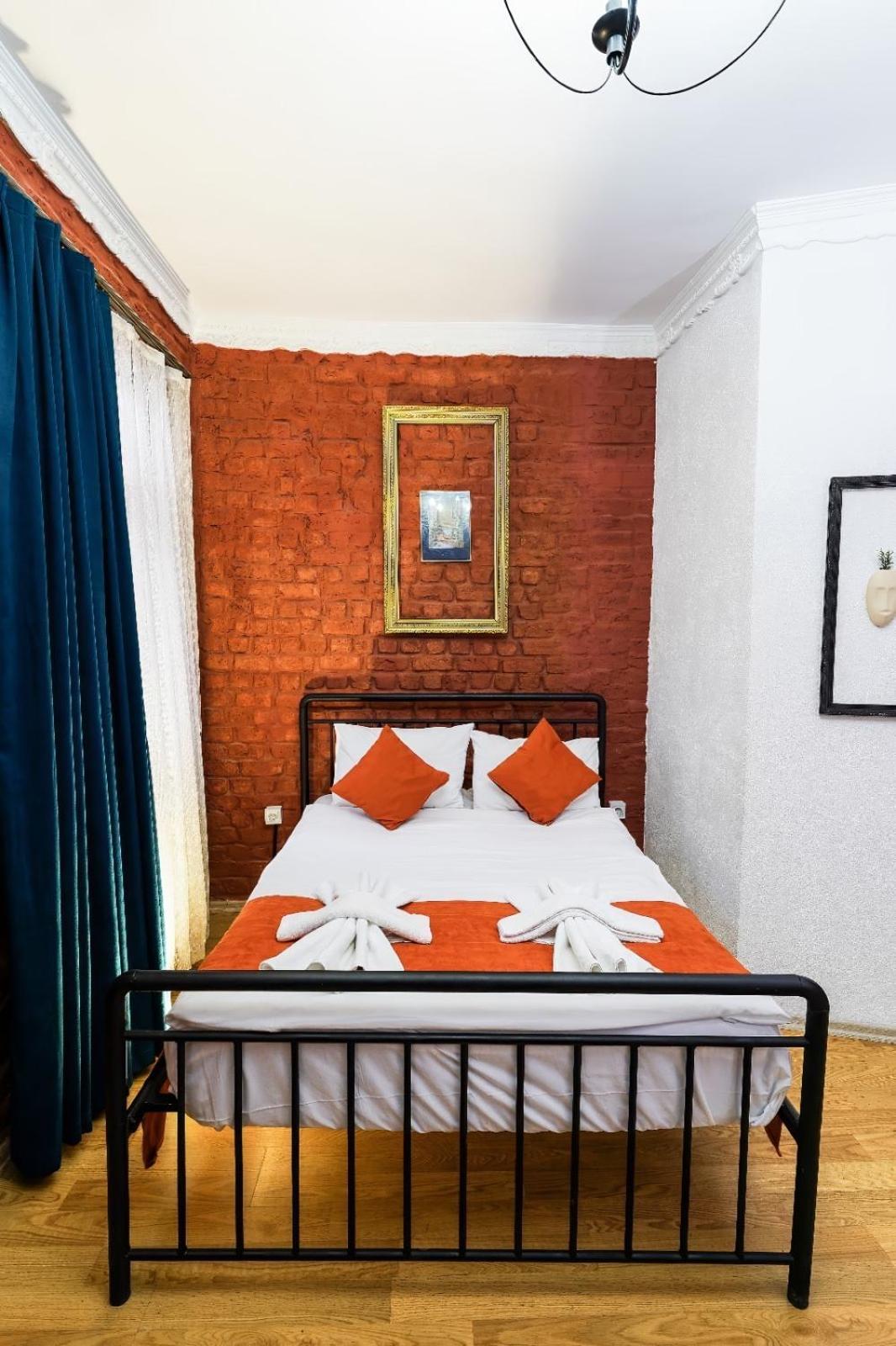 White Bolshoi Rooms اسطنبول المظهر الخارجي الصورة